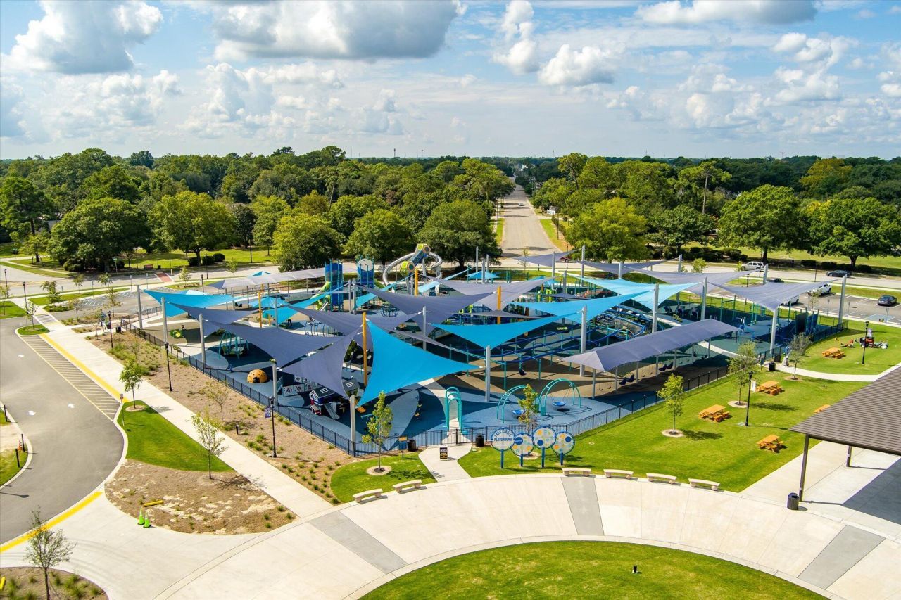 1905 English Street Photo 32