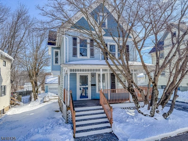 24 Townsend St, Newton, NJ 07860 Main Photo