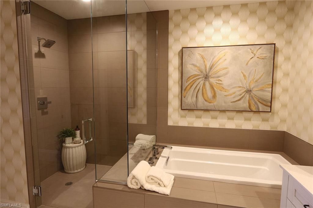 1135 3rd Ave S, Unit 517, Naples, FL 34102 Photo