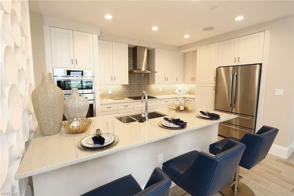 1135 3rd Ave S, Unit 517, Naples, FL 34102 Photo