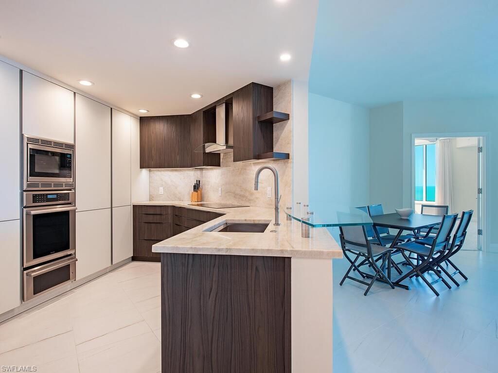 60 Seagate Dr, Unit 1702, Naples, FL 34103 Photo