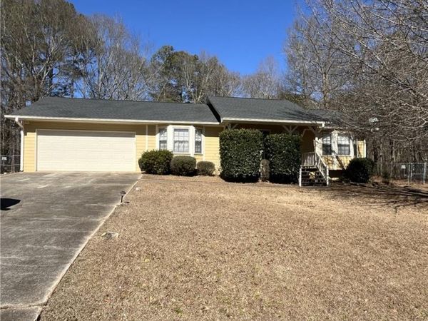 205 Meadowbrook Drive, Mcdonough, GA 30253