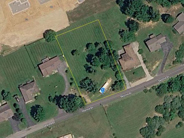 1253 Skyline Dr, Jonesborough, TN 37659