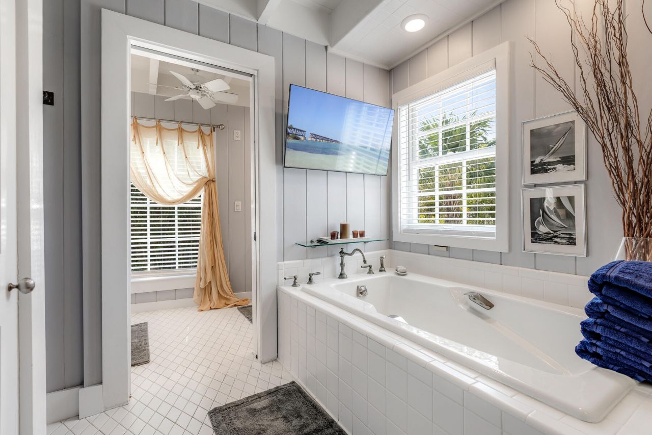 906 Johnson Street, Key West, FL 33040 Photo