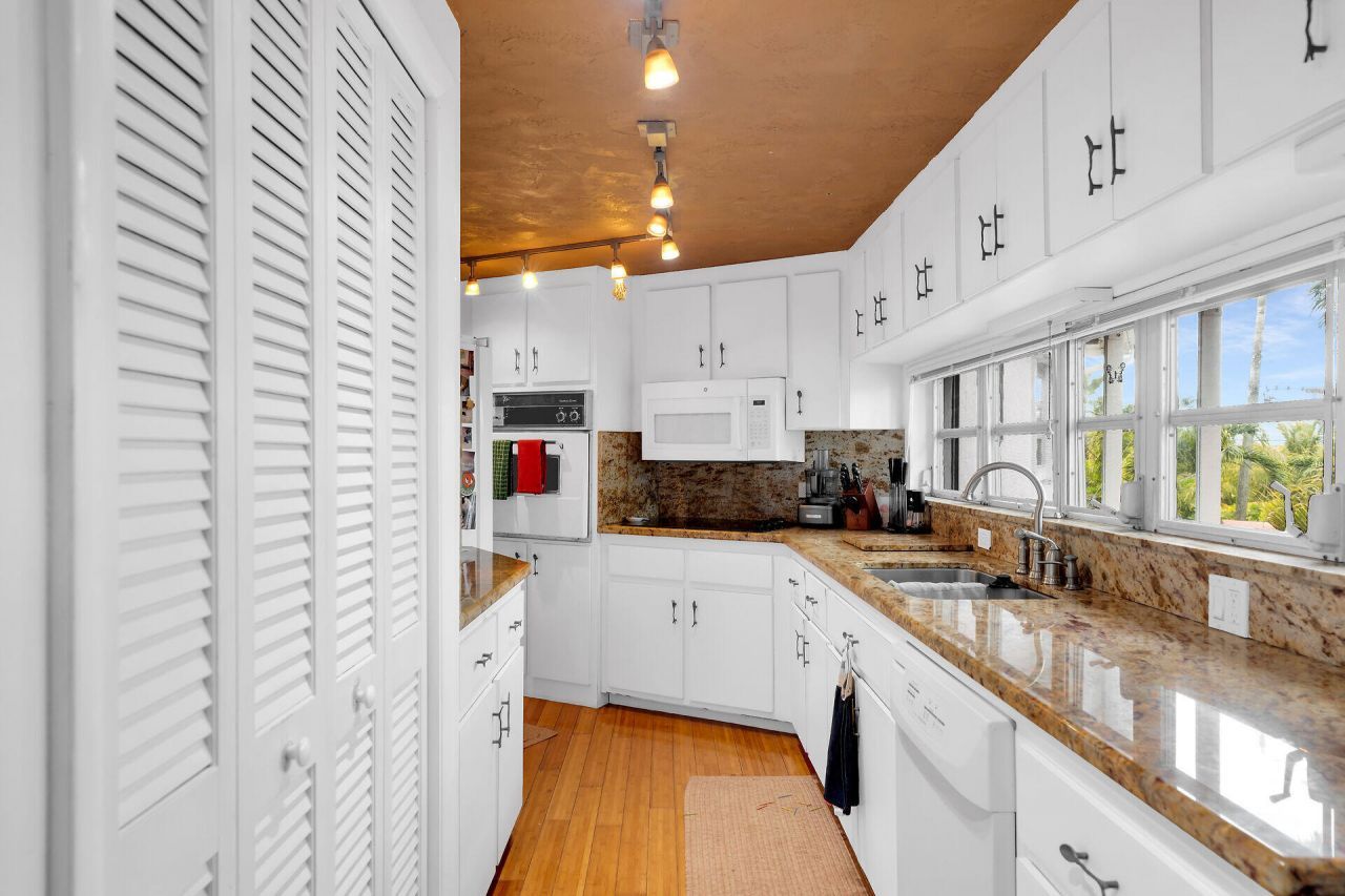 42 Treasure Road, Marathon, FL 33050 Photo