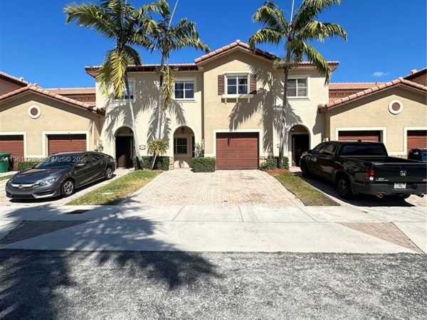 8925 SW 222nd Ter, Cutler Bay, FL 33190