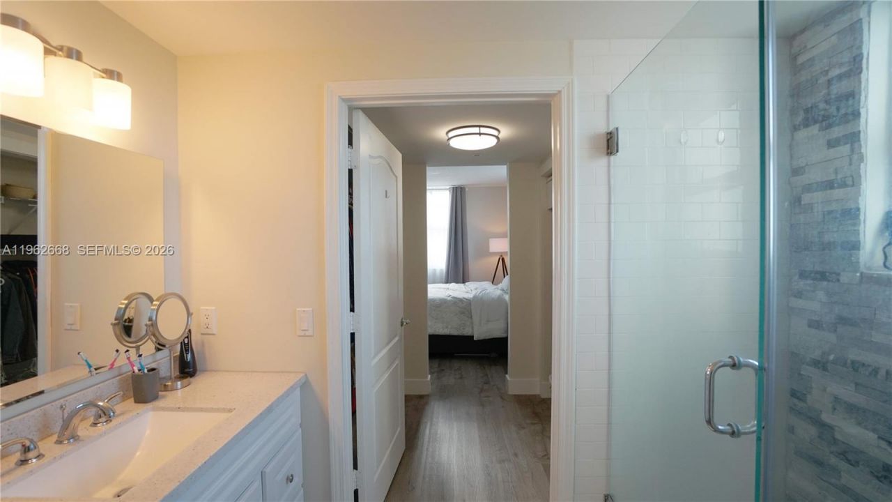 117 NW 42nd Ave , Unit 708, Miami, FL 33126 Photo