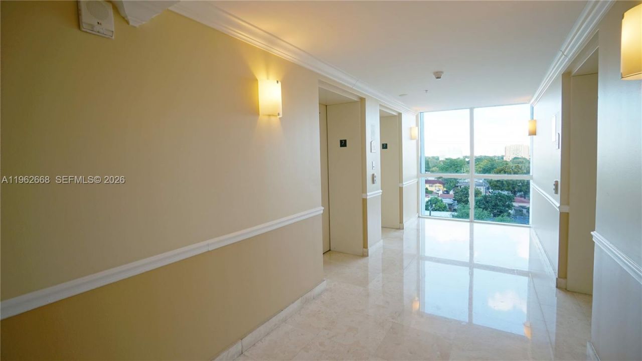 117 NW 42nd Ave , Unit 708, Miami, FL 33126 Photo