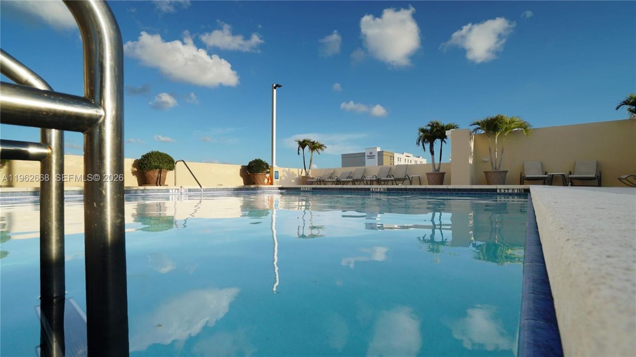 117 NW 42nd Ave , Unit 708, Miami, FL 33126 Photo