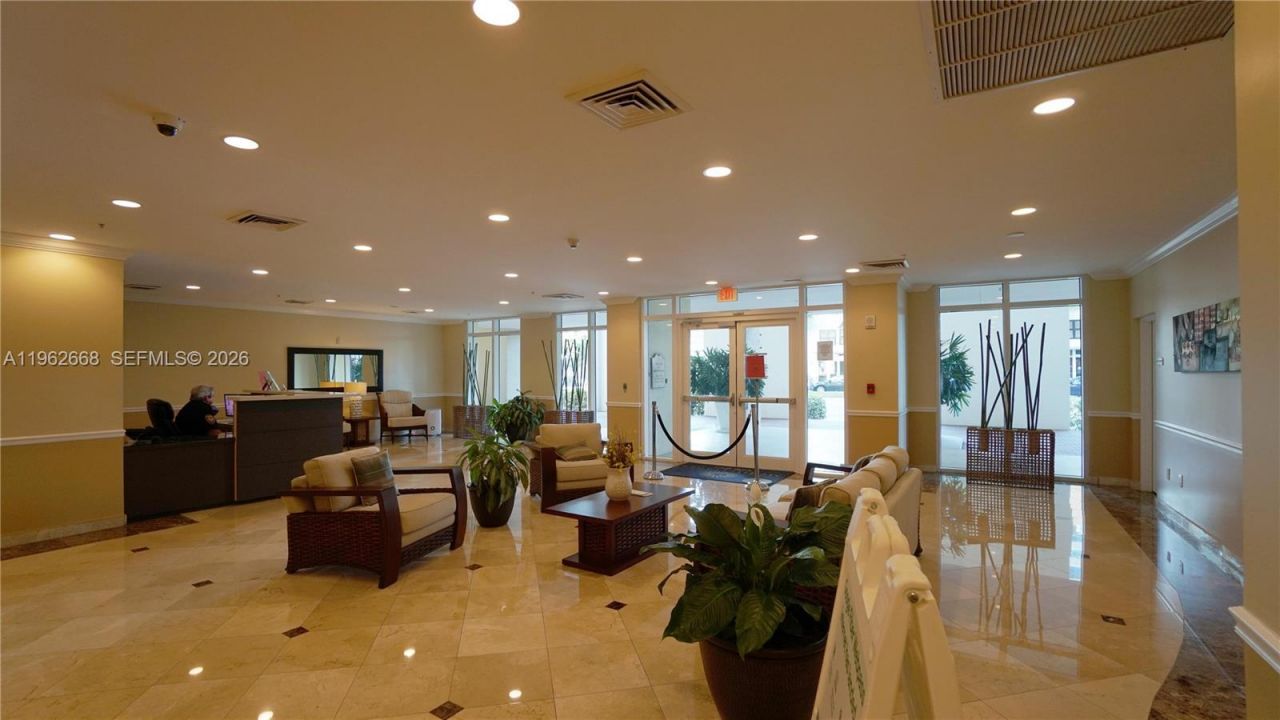 117 NW 42nd Ave , Unit 708, Miami, FL 33126 Photo