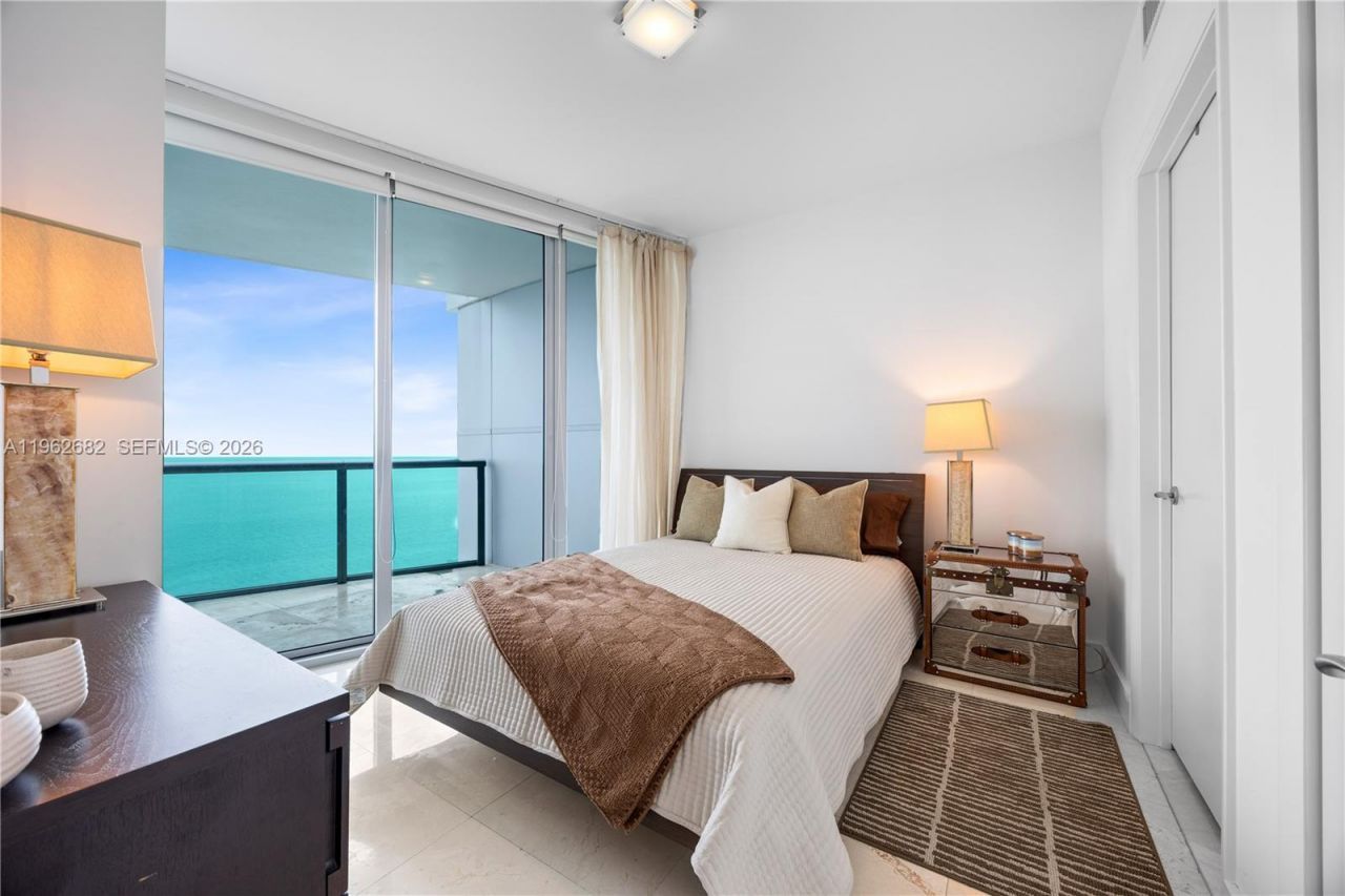17001 Collins Ave , Unit 3507, Sunny Isles Beach, FL 33160 Photo