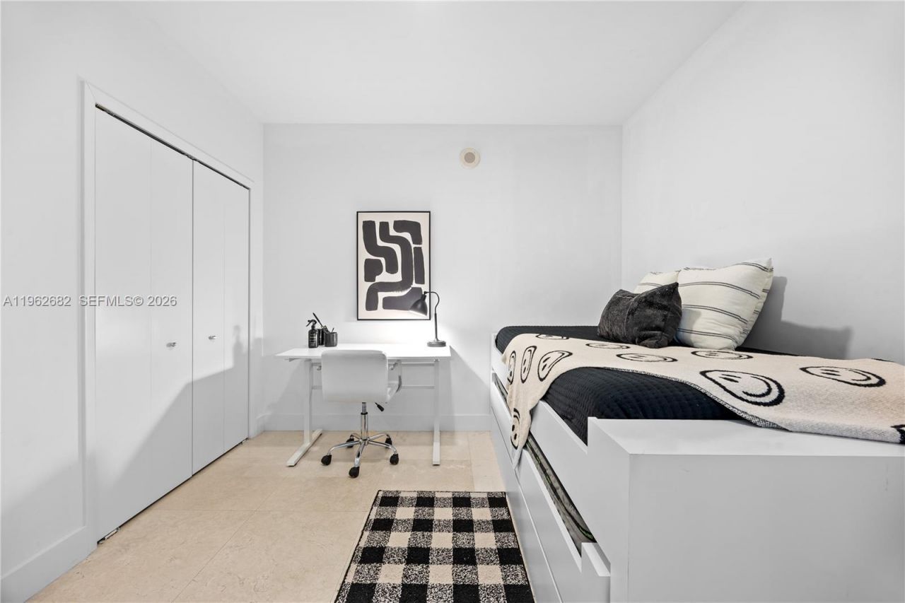 17001 Collins Ave , Unit 3507, Sunny Isles Beach, FL 33160 Photo