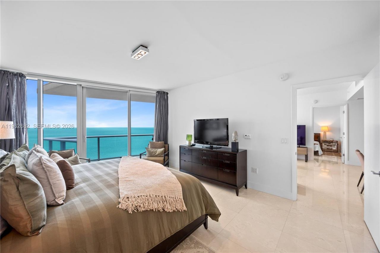 17001 Collins Ave , Unit 3507, Sunny Isles Beach, FL 33160 Photo