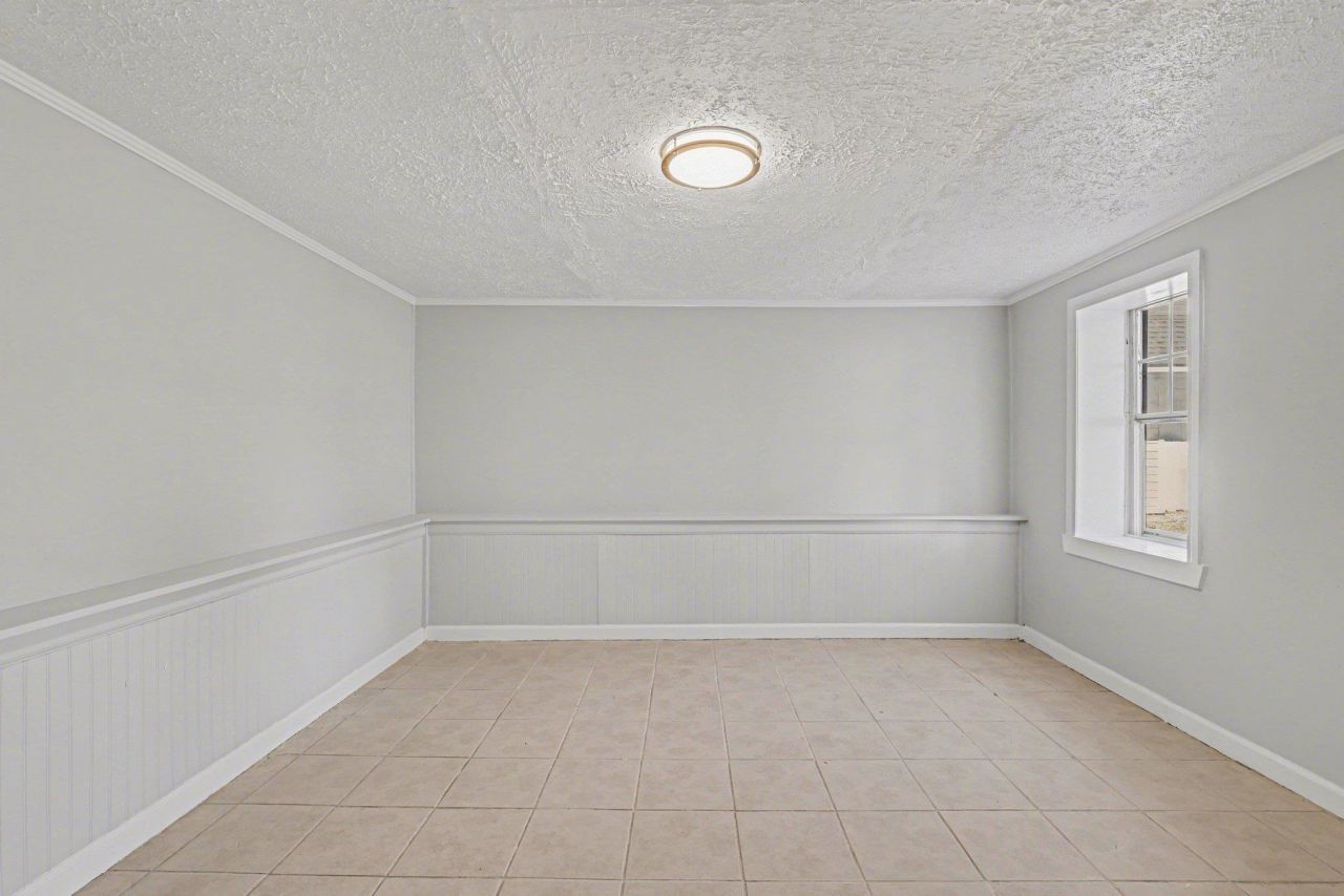 1710 Holly Dr.  Photo 11