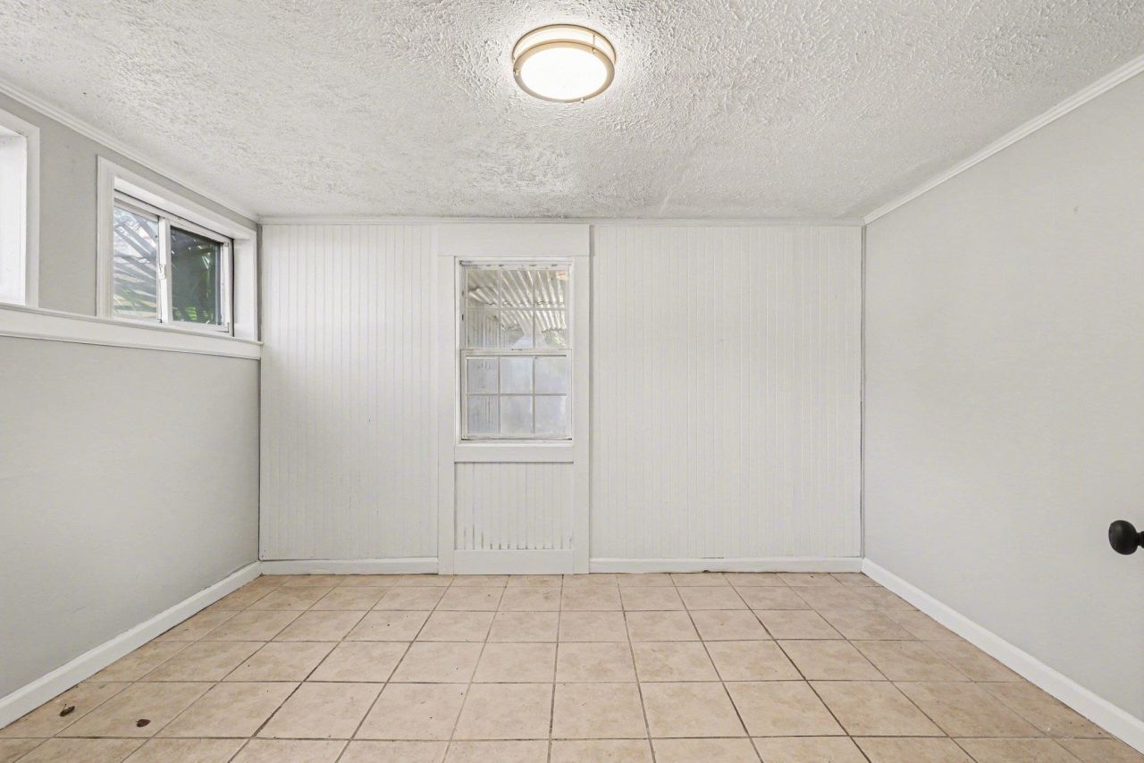 1710 Holly Dr.  Photo 14