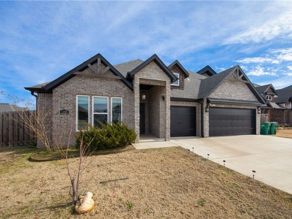 1140 Hope Street, Centerton, AR 72719