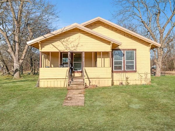 5366 Farm Road 2573, Clarksville, TX 75426