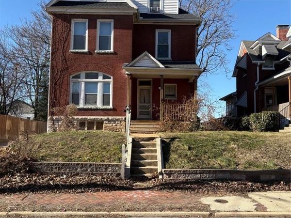 23 N 11th Street, Belleville, IL 62220