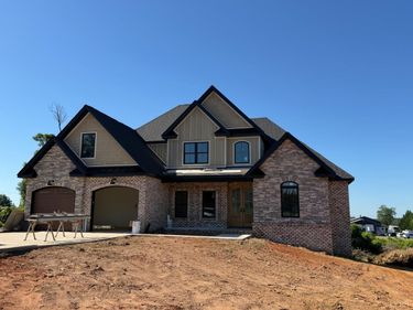 1070 Bradford Crossing Place, Goode, VA 24556