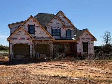 1070 Bradford Crossing Place, Goode, VA 24556