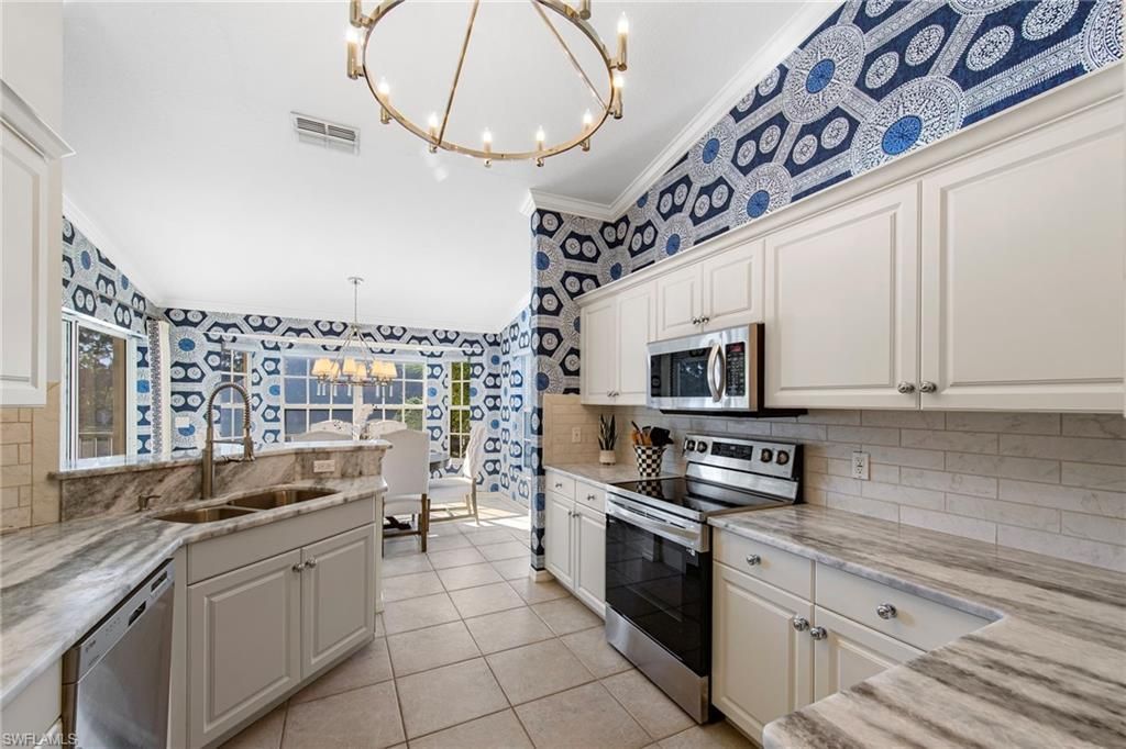 20310 Calice Ct, Unit 1204, Estero, FL 33928 Photo