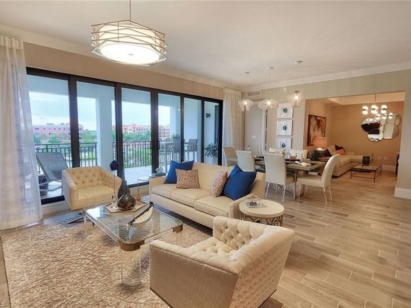 1135 3rd AVE S, Unit 517, NAPLES, FL 34102