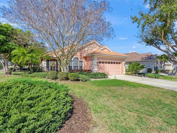 805 DERBYSHIRE DRIVE, VENICE, FL 34285