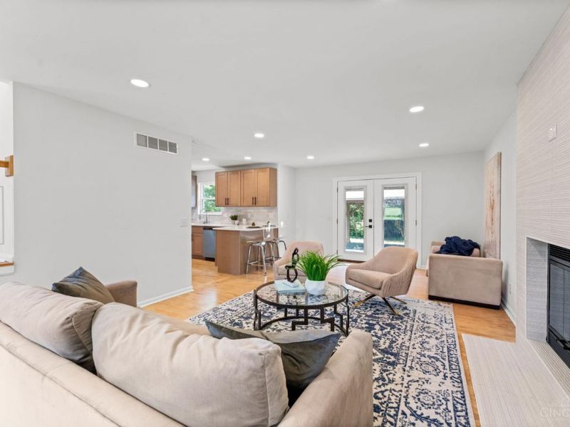 6441 Euclid Avenue, Madeira, OH 45243 Photo 4