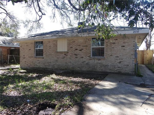 2032 34 JAMES Drive, Marrero, LA 70072