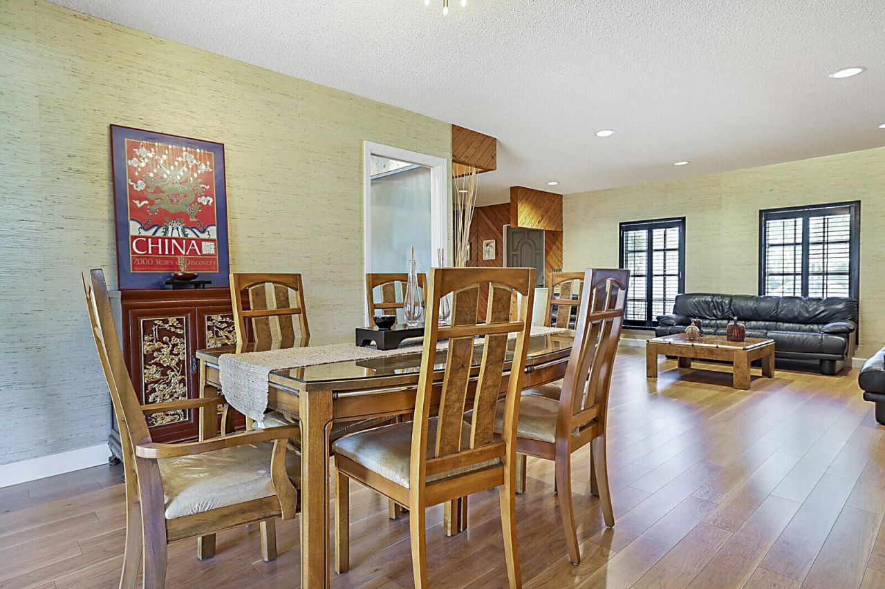 4238 Magnolia Street, Palm Beach Gardens, FL 33418 Photo