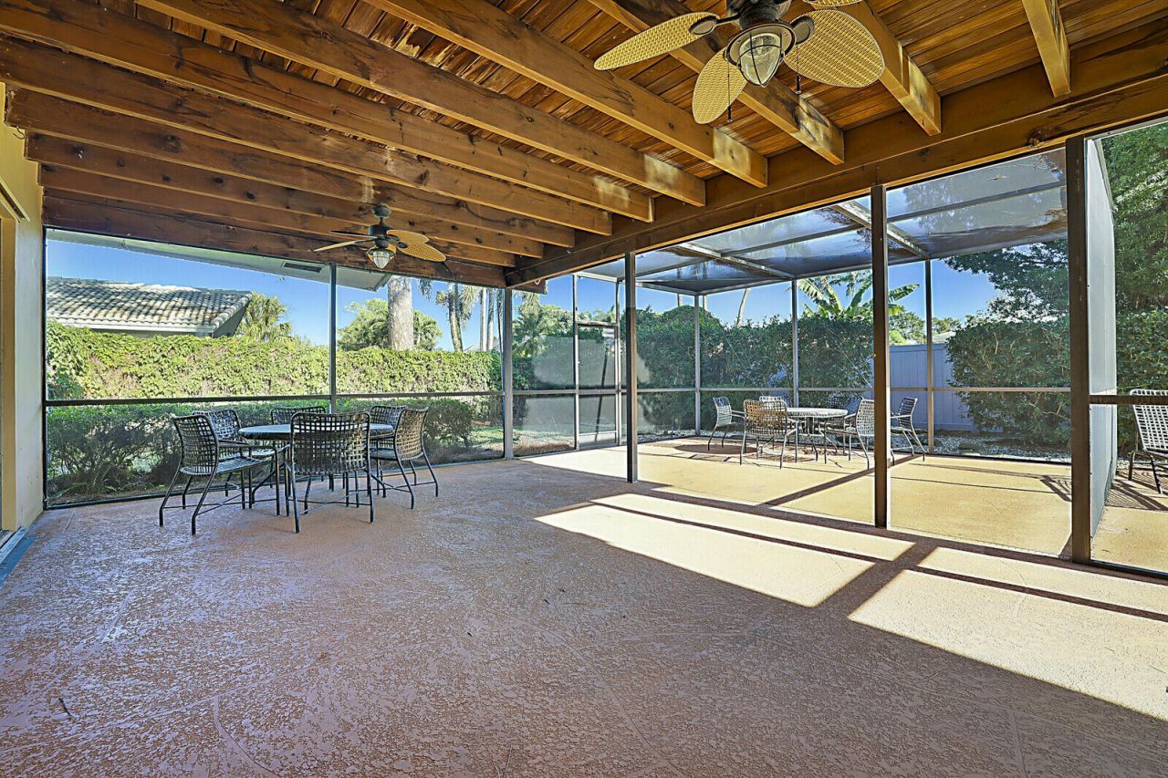 4238 Magnolia Street, Palm Beach Gardens, FL 33418 Photo