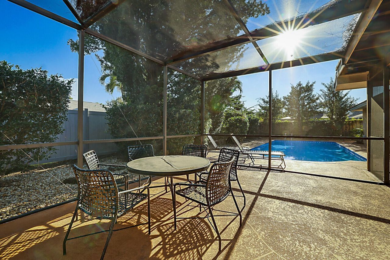 4238 Magnolia Street, Palm Beach Gardens, FL 33418 Photo