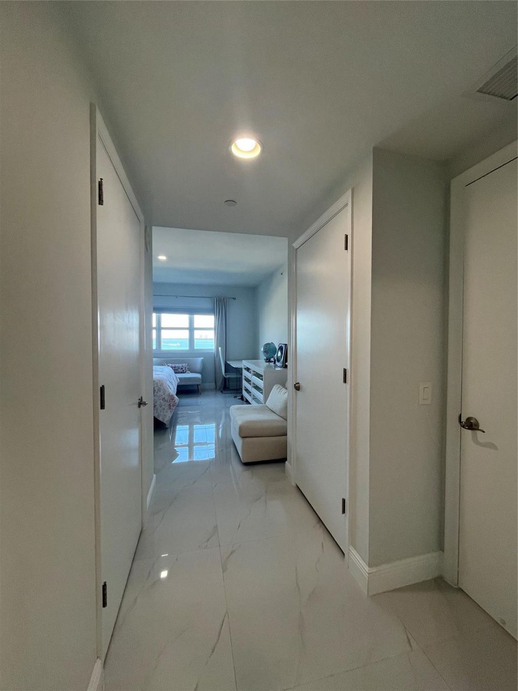 2650 Lake Shore Drive, Unit 803, Riviera Beach, FL 33404 Photo
