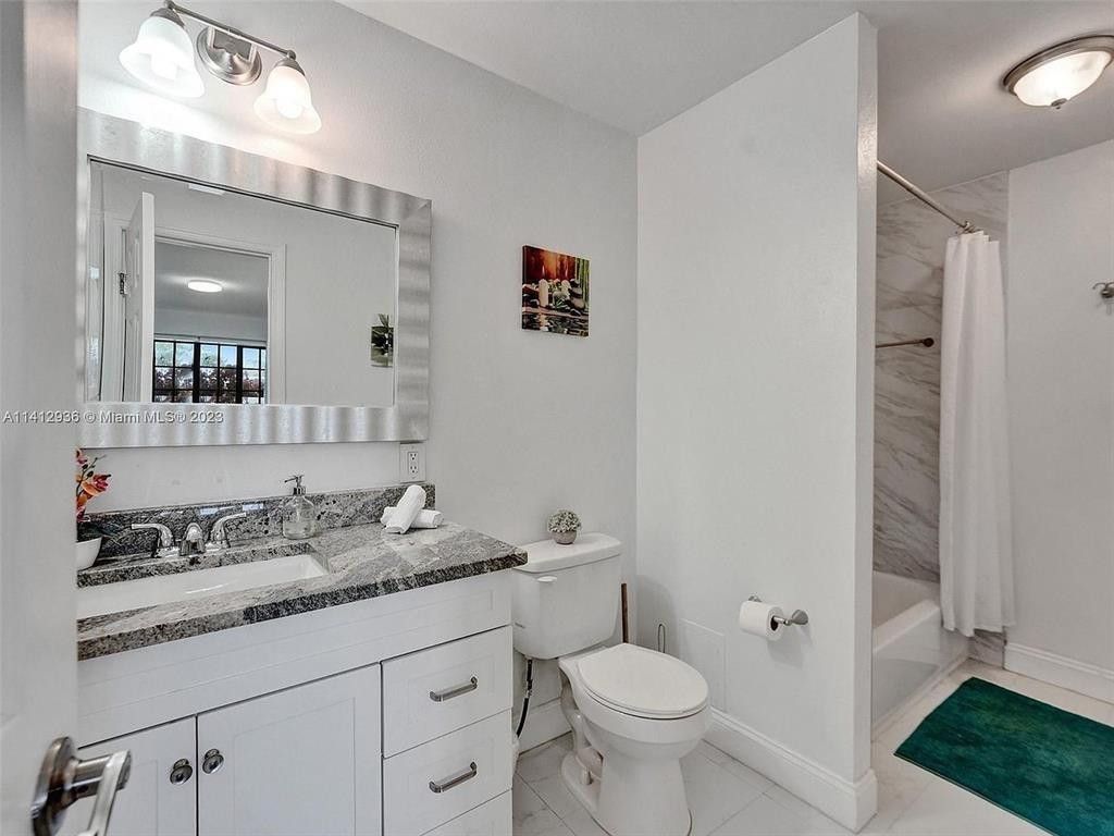 2500 NE 19th Street, Pompano Beach, FL 33062 Photo