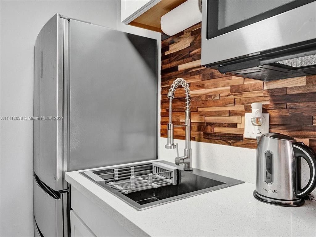 2500 NE 19th Street, Pompano Beach, FL 33062 Photo