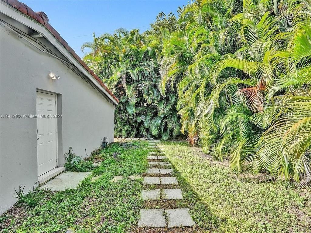 2500 NE 19th Street, Pompano Beach, FL 33062 Photo