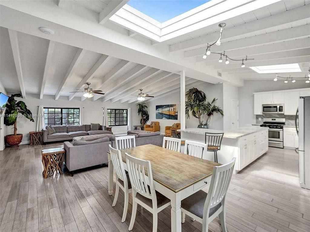 2500 NE 19th Street, Pompano Beach, FL 33062 Photo