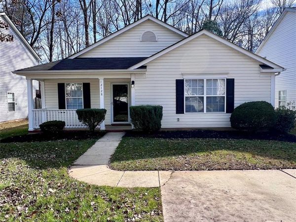 12128 stewarts crossing Drive, Charlotte, NC 28215