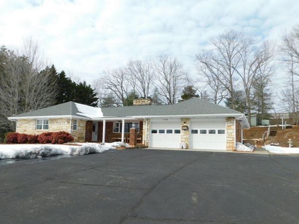 150 Wescott RD , Rocky Mount, VA 24151