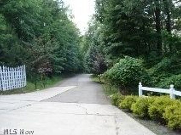 Lot #13 Bryden Lane, Weirton, WV 26062
