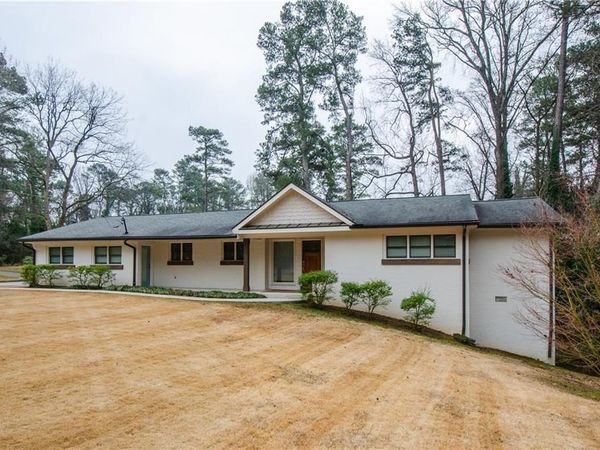 399 Hammond Drive, Atlanta, GA 30328