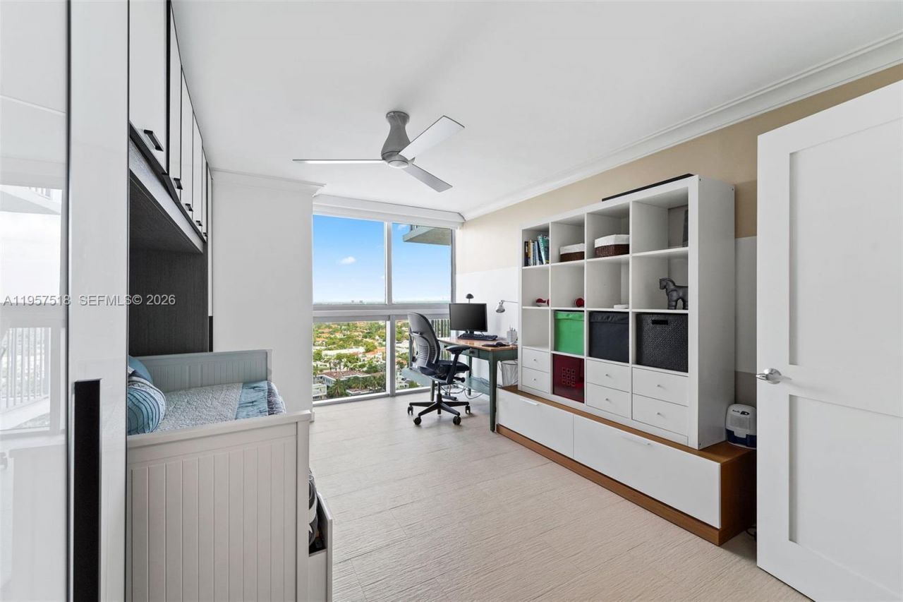 2655 Collins Ave, Unit 2301, Miami Beach, FL 33140 Photo