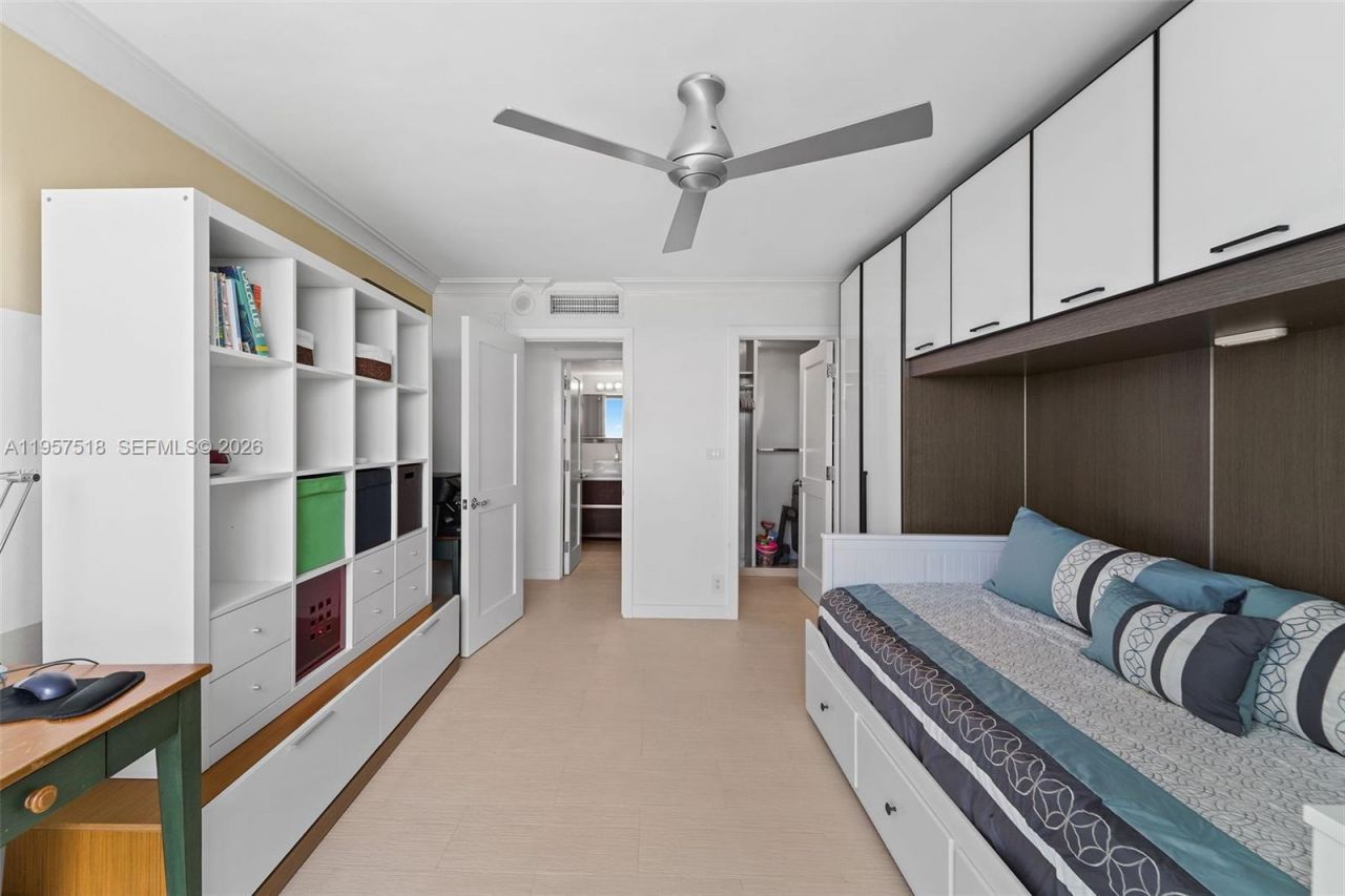 2655 Collins Ave, Unit 2301, Miami Beach, FL 33140 Photo