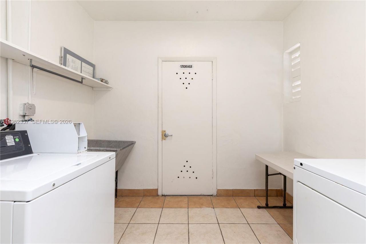 3127 S Ocean Dr , Unit 219, Hallandale Beach, FL 33009 Photo