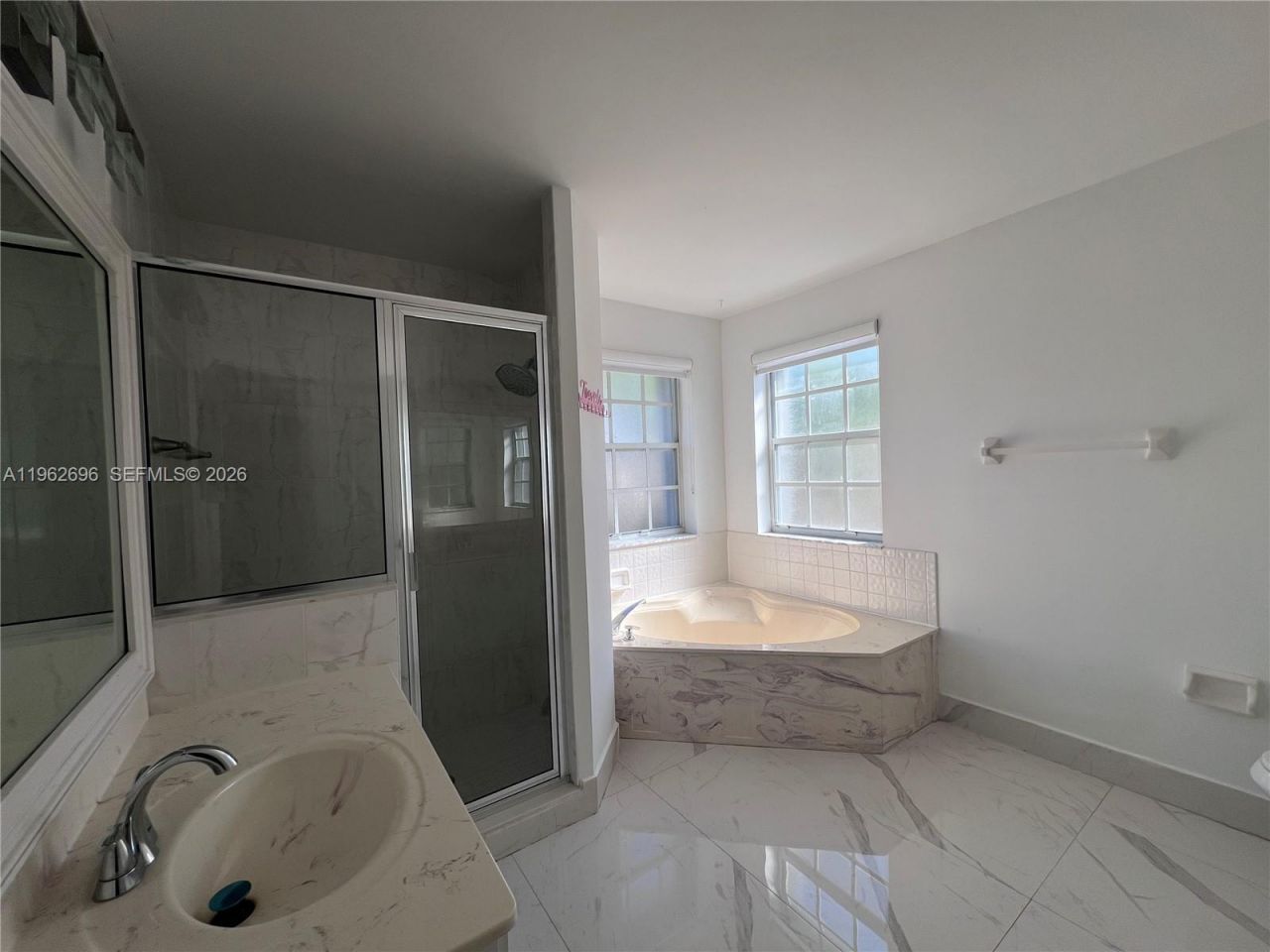 109 Gables Blvd, Weston, FL 33326 Photo