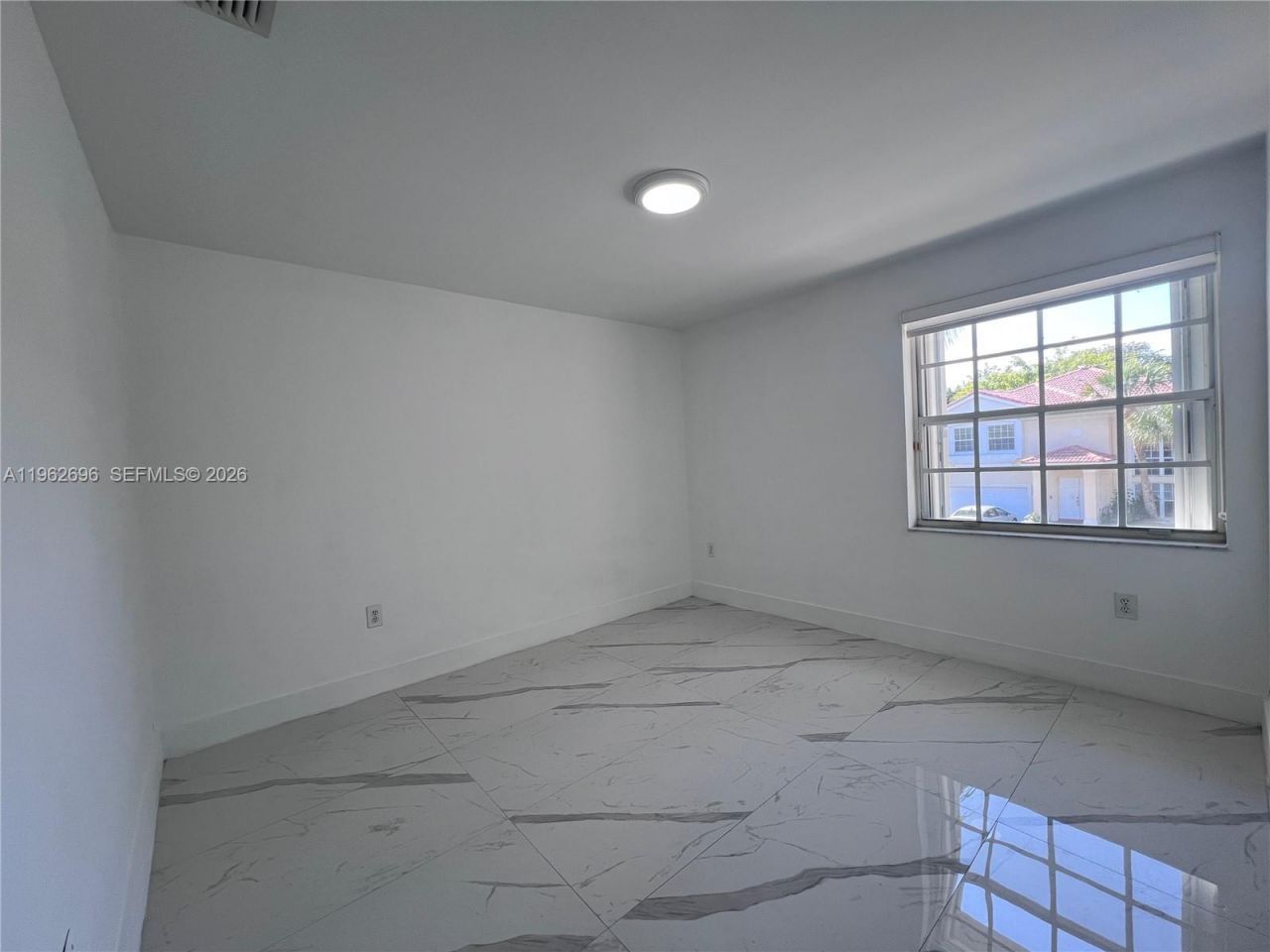 109 Gables Blvd, Weston, FL 33326 Photo