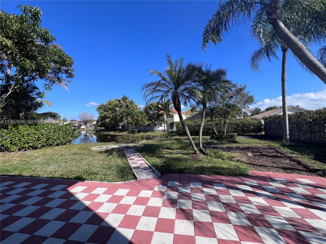 109 Gables Blvd, Weston, FL 33326 Photo