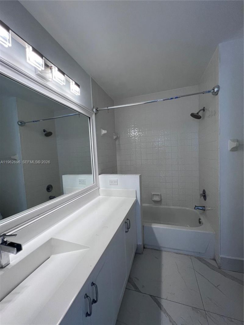 109 Gables Blvd, Weston, FL 33326 Photo