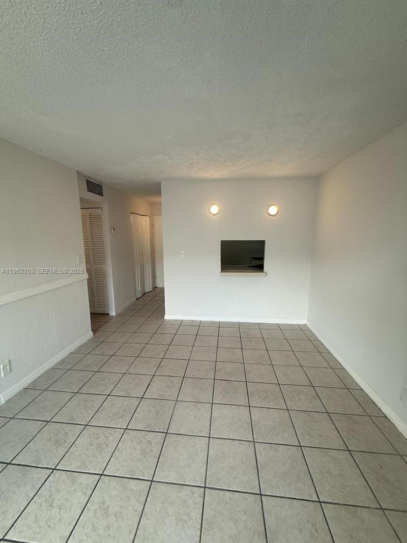 801 NW 47th Ave, Unit 609W, Miami, FL 33126 Photo