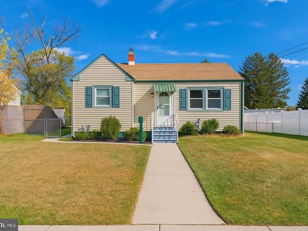 610 LEE AVENUE, BEVERLY, NJ 08010